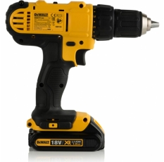 Аккумуляторная безударная дрель-шуруповерт DeWALT DCD771S2, кейс, 18В, 2 АКБ 1.5 Ач, ЗУ в ДНР