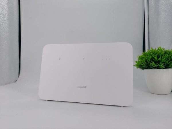 Технопапа · Wi-Fi Роутер Huawei B530-336 (51060JHL) AC1300 10/100/1000BASE-TX/3G/4G/4G+ cat.7 белый
