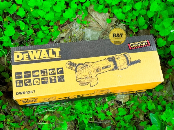Технопапа · Угловая шлифмашина (болгарка) DEWALT DWE4257